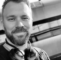 A Limer AB employee smiling at you